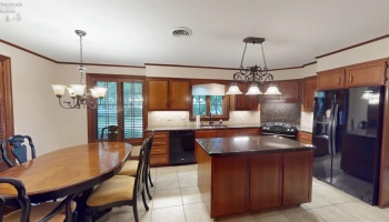 1711 Willow Drive, Sandusky, 44870, 5 Bedrooms Bedrooms, ,5 BathroomsBathrooms,Residential,For Sale,Willow,20263360