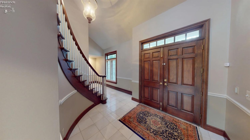 1711 Willow Drive, Sandusky, 44870, 5 Bedrooms Bedrooms, ,5 BathroomsBathrooms,Residential,For Sale,Willow,20263360