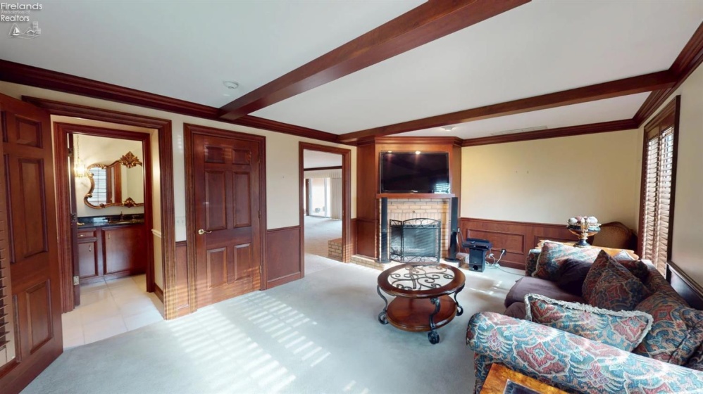 1711 Willow Drive, Sandusky, 44870, 5 Bedrooms Bedrooms, ,5 BathroomsBathrooms,Residential,For Sale,Willow,20263360