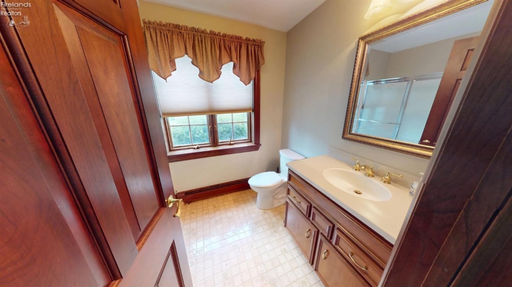 1711 Willow Drive, Sandusky, 44870, 5 Bedrooms Bedrooms, ,5 BathroomsBathrooms,Residential,For Sale,Willow,20263360