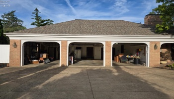 1711 Willow Drive, Sandusky, 44870, 5 Bedrooms Bedrooms, ,5 BathroomsBathrooms,Residential,For Sale,Willow,20263360