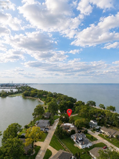 1711 Willow Drive, Sandusky, 44870, 5 Bedrooms Bedrooms, ,5 BathroomsBathrooms,Residential,For Sale,Willow,20263360