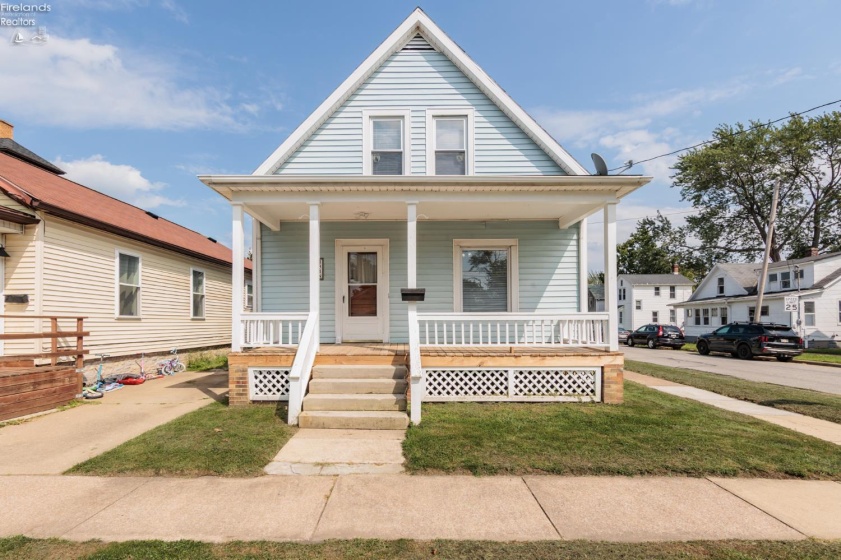 1318 Lindsley Street, Sandusky, 44870, 3 Bedrooms Bedrooms, ,1 BathroomBathrooms,Residential,For Sale,Lindsley,20263414