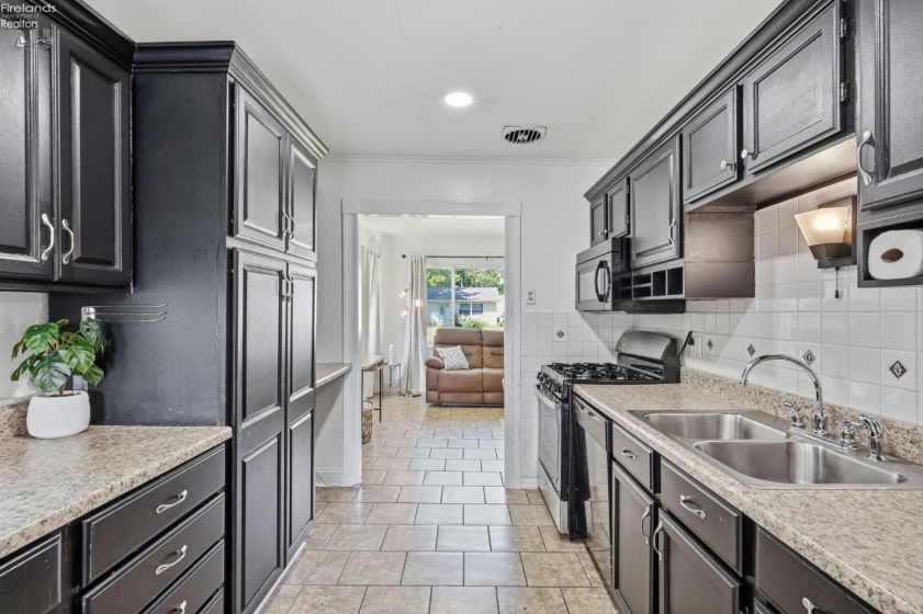 5213 Langfitt Street, Vermilion, 44089, 4 Bedrooms Bedrooms, ,2 BathroomsBathrooms,Residential,For Sale,Langfitt,20263365