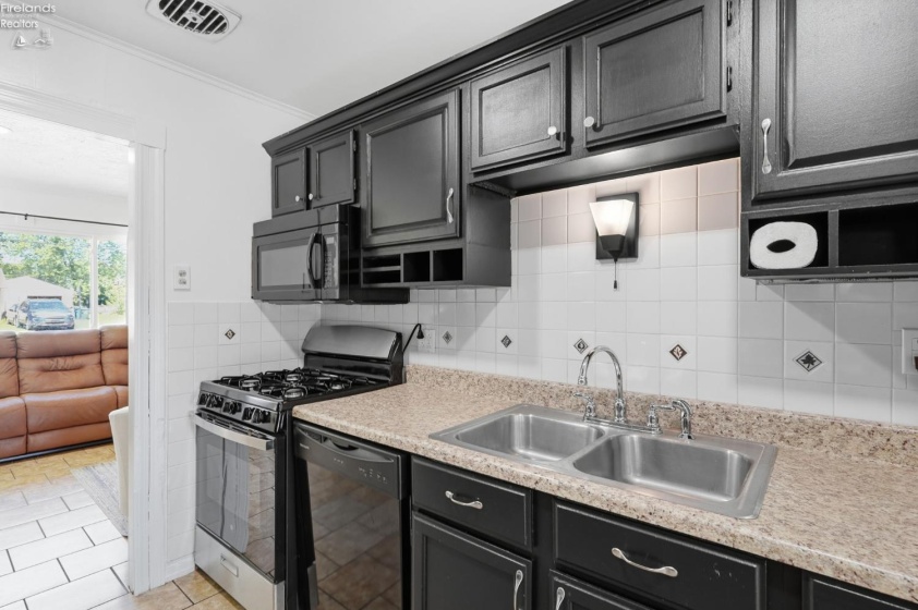 5213 Langfitt Street, Vermilion, 44089, 4 Bedrooms Bedrooms, ,2 BathroomsBathrooms,Residential,For Sale,Langfitt,20263365