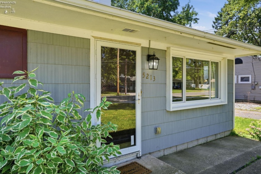 5213 Langfitt Street, Vermilion, 44089, 4 Bedrooms Bedrooms, ,2 BathroomsBathrooms,Residential,For Sale,Langfitt,20263365