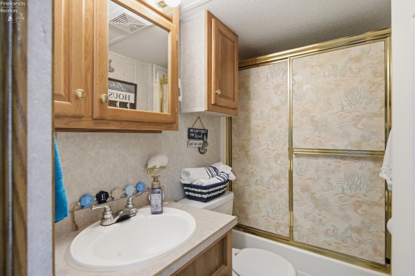 8010 Bayshore, Lakeside, 43440, 2 Bedrooms Bedrooms, ,Residential,For Sale,Bayshore,20263369