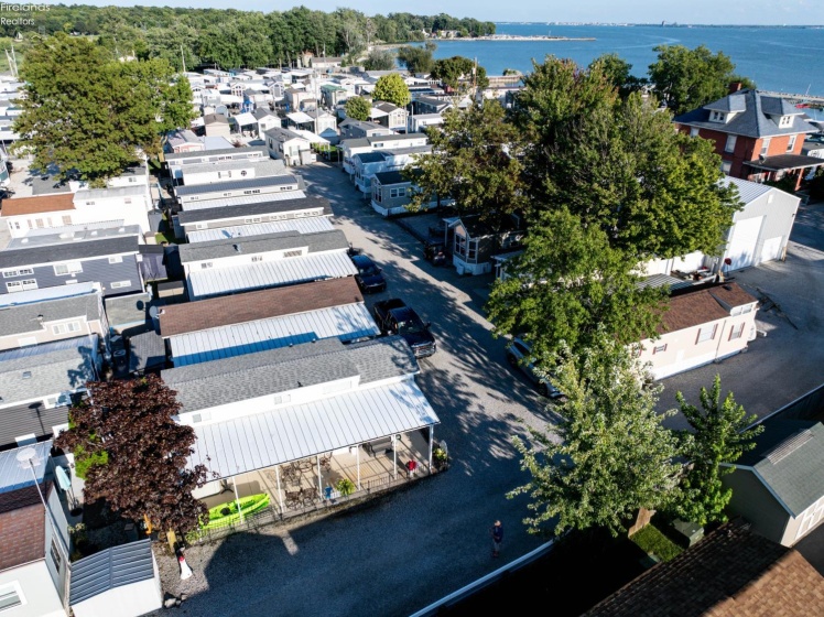 8010 Bayshore, Lakeside, 43440, 2 Bedrooms Bedrooms, ,Residential,For Sale,Bayshore,20263369