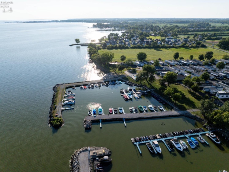 8010 Bayshore, Lakeside, 43440, 2 Bedrooms Bedrooms, ,Residential,For Sale,Bayshore,20263369