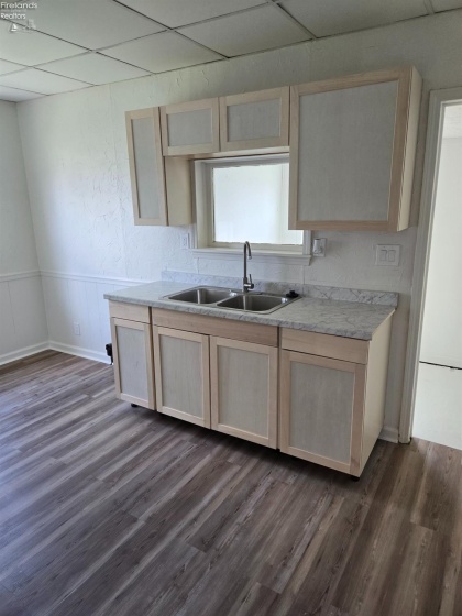 91 1st Avenue, Tiffin, 44883, 5 Bedroom Bedrooms, ,2 BathroomBathrooms,Residential,For Sale,1st,20263183