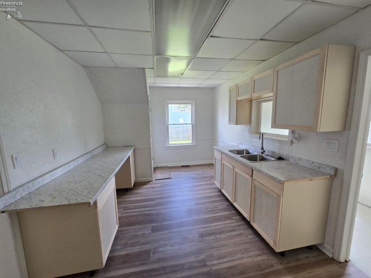 91 1st Avenue, Tiffin, 44883, 5 Bedroom Bedrooms, ,2 BathroomBathrooms,Residential,For Sale,1st,20263183