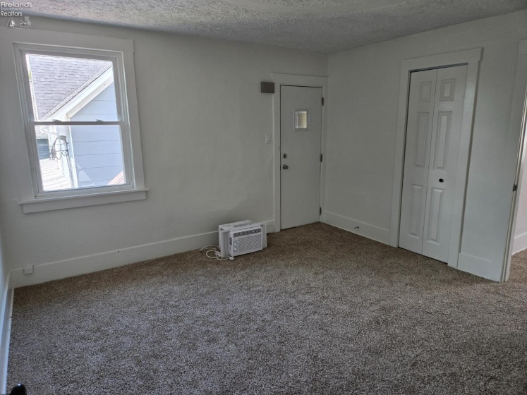 91 1st Avenue, Tiffin, 44883, 5 Bedroom Bedrooms, ,2 BathroomBathrooms,Residential,For Sale,1st,20263183