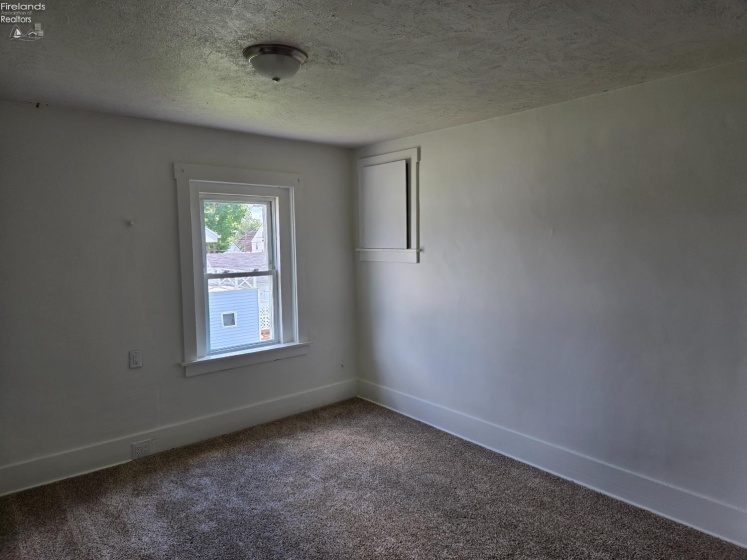 91 1st Avenue, Tiffin, 44883, 5 Bedroom Bedrooms, ,2 BathroomBathrooms,Residential,For Sale,1st,20263183