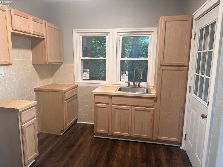 819 Haynes Street, Fremont, 43420, 2 Bedrooms Bedrooms, ,1 BathroomBathrooms,Residential,For Sale,Haynes,20263426