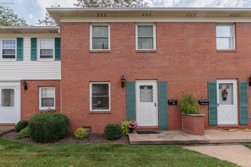 1401 McKinley Street, Sandusky, 44870, 2 Bedrooms Bedrooms, ,2 BathroomsBathrooms,Residential,For Sale,McKinley,20263425
