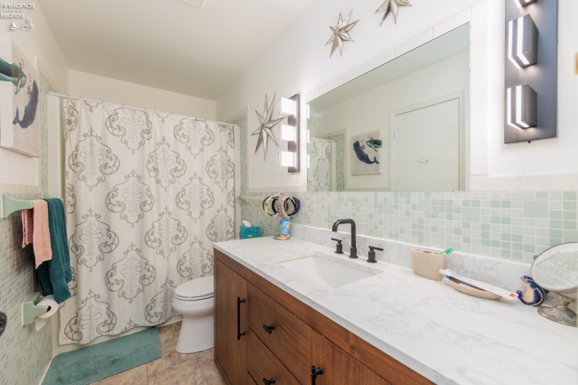 1401 McKinley Street, Sandusky, 44870, 2 Bedrooms Bedrooms, ,2 BathroomsBathrooms,Residential,For Sale,McKinley,20263425