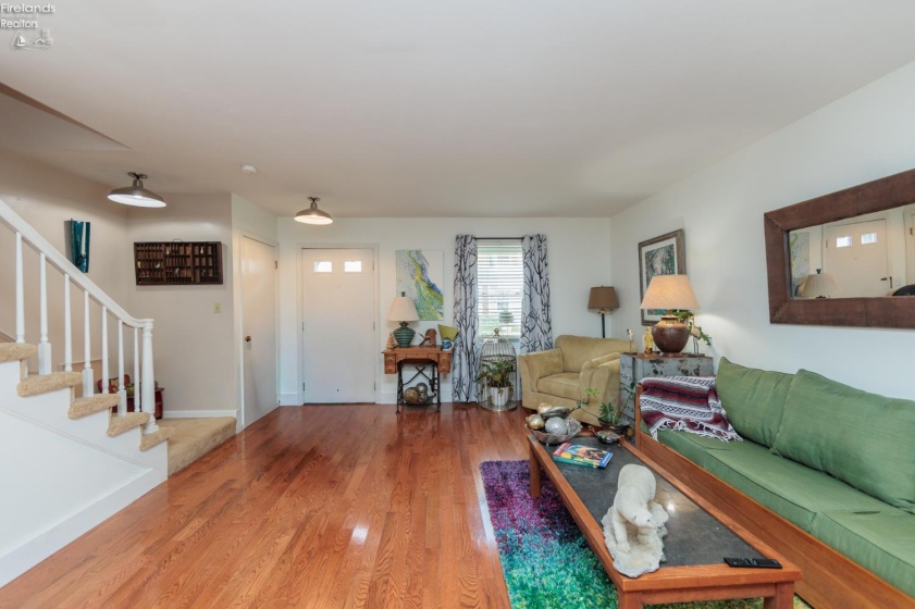 1401 McKinley Street, Sandusky, 44870, 2 Bedrooms Bedrooms, ,2 BathroomsBathrooms,Residential,For Sale,McKinley,20263425