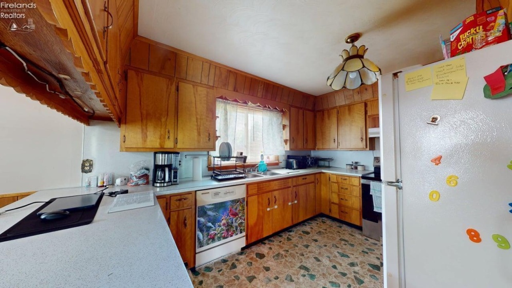 320 Long Street, Willard, 44890, 3 Bedrooms Bedrooms, ,2 BathroomsBathrooms,Residential,For Sale,Long,20263412