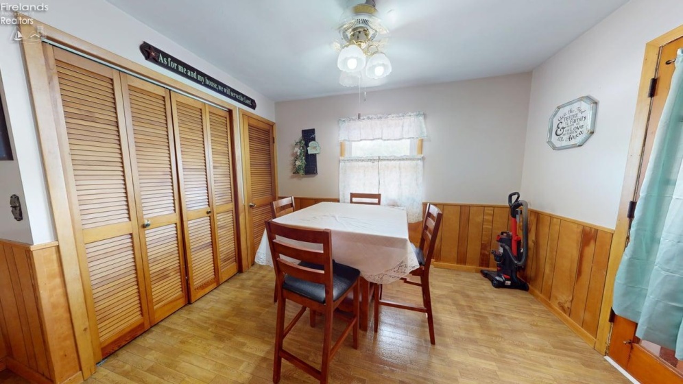320 Long Street, Willard, 44890, 3 Bedrooms Bedrooms, ,2 BathroomsBathrooms,Residential,For Sale,Long,20263412
