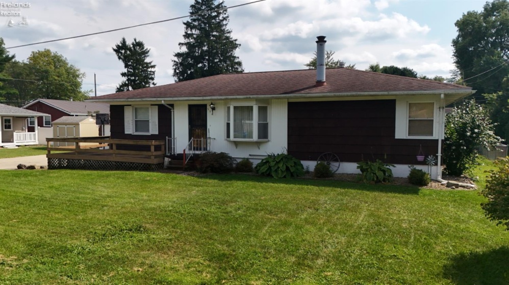 320 Long Street, Willard, 44890, 3 Bedrooms Bedrooms, ,2 BathroomsBathrooms,Residential,For Sale,Long,20263412