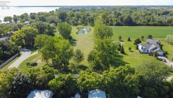 1828 Bay Drive, Port Clinton, 43452, 3 Bedrooms Bedrooms, ,2 BathroomsBathrooms,Residential,For Sale,Bay,20263323