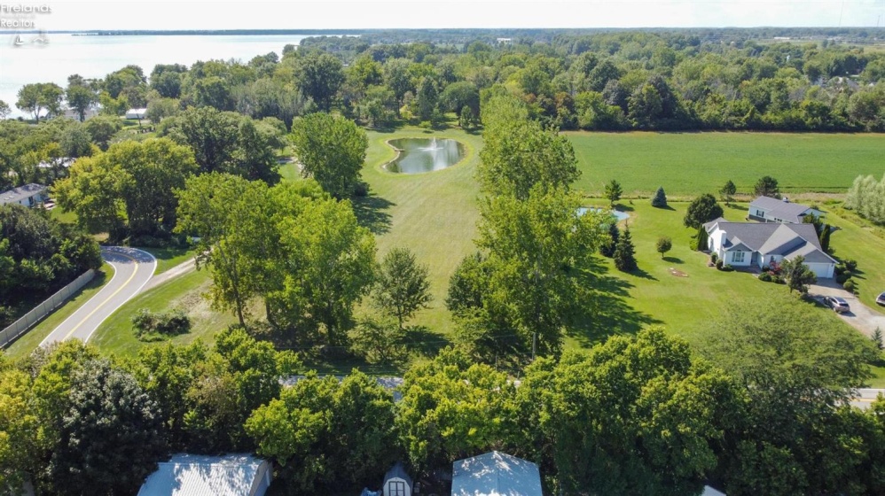 1828 Bay Drive, Port Clinton, 43452, 3 Bedrooms Bedrooms, ,2 BathroomsBathrooms,Residential,For Sale,Bay,20263323