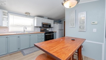 1828 Bay Drive, Port Clinton, 43452, 3 Bedrooms Bedrooms, ,2 BathroomsBathrooms,Residential,For Sale,Bay,20263323