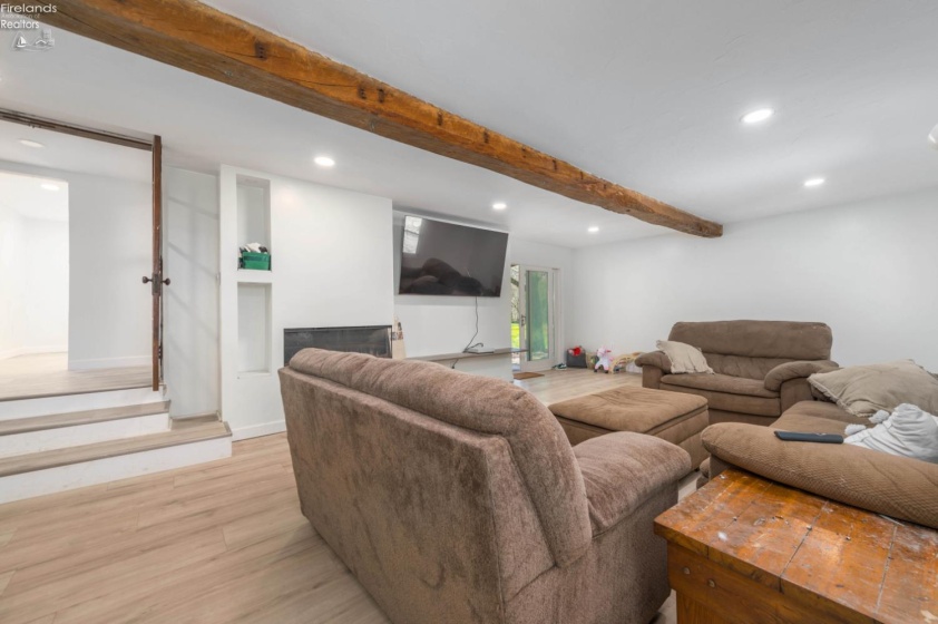 5226 State Route 60, Wakeman, 44889, 3 Bedrooms Bedrooms, ,2 BathroomsBathrooms,Residential,For Sale,State Route 60,20263400