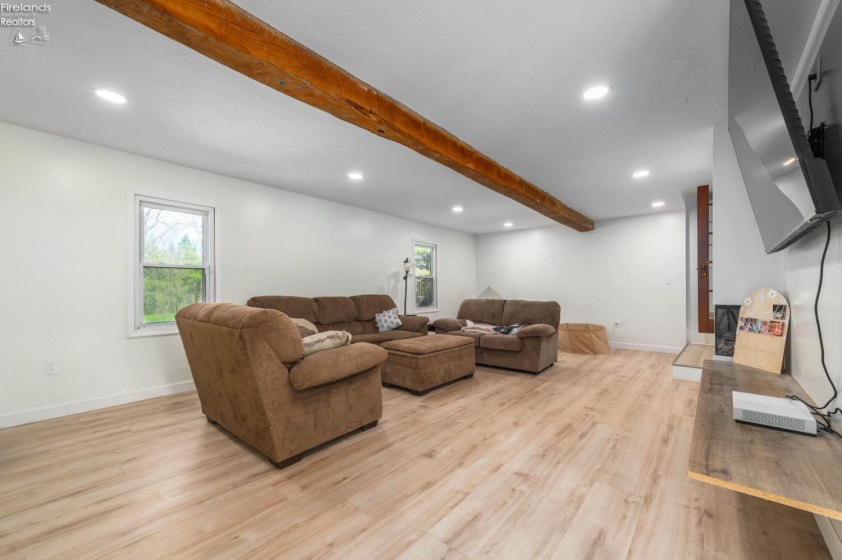 5226 State Route 60, Wakeman, 44889, 3 Bedrooms Bedrooms, ,2 BathroomsBathrooms,Residential,For Sale,State Route 60,20263400