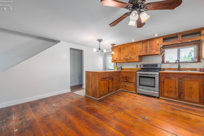5226 State Route 60, Wakeman, 44889, 3 Bedrooms Bedrooms, ,2 BathroomsBathrooms,Residential,For Sale,State Route 60,20263400