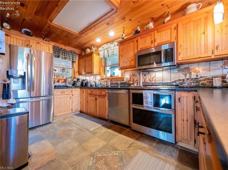 1491 Vesta Rd, Wakeman, 44889, 3 Bedrooms Bedrooms, ,4 BathroomsBathrooms,Residential,For Sale,Vesta Rd,20263428