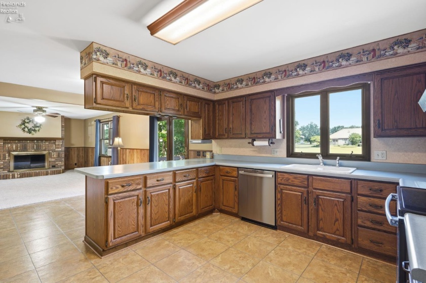 11835 River Lane Road, Oak Harbor, 43449, 3 Bedrooms Bedrooms, ,2 BathroomsBathrooms,Residential,For Sale,River Lane,20263423