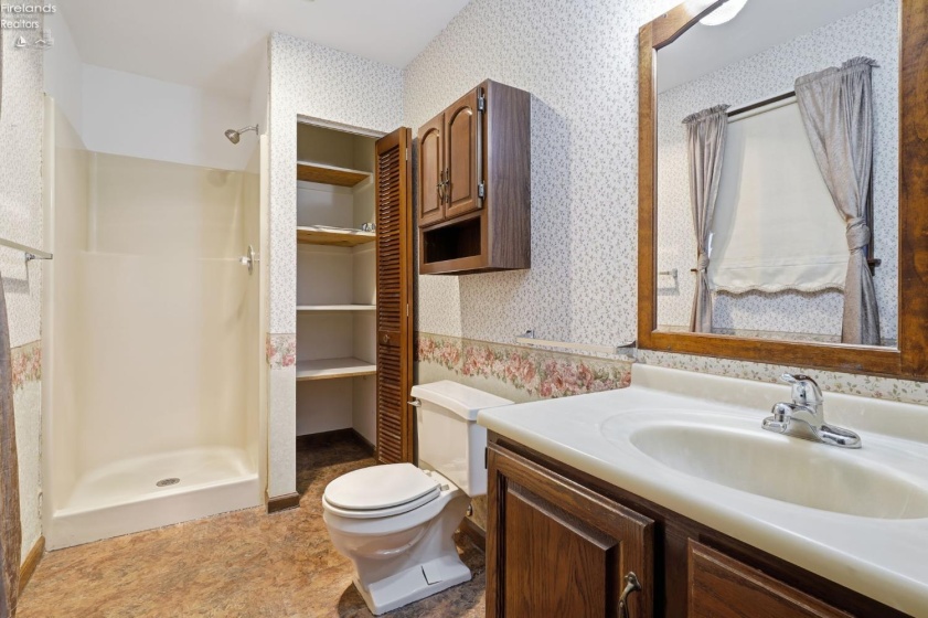 11835 River Lane Road, Oak Harbor, 43449, 3 Bedrooms Bedrooms, ,2 BathroomsBathrooms,Residential,For Sale,River Lane,20263423