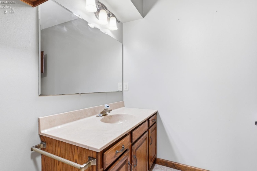 11835 River Lane Road, Oak Harbor, 43449, 3 Bedrooms Bedrooms, ,2 BathroomsBathrooms,Residential,For Sale,River Lane,20263423
