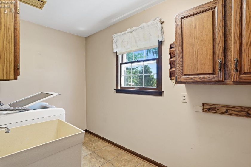 11835 River Lane Road, Oak Harbor, 43449, 3 Bedrooms Bedrooms, ,2 BathroomsBathrooms,Residential,For Sale,River Lane,20263423