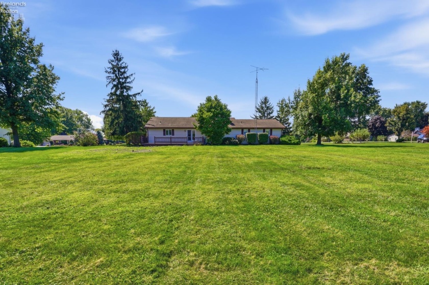 11835 River Lane Road, Oak Harbor, 43449, 3 Bedrooms Bedrooms, ,2 BathroomsBathrooms,Residential,For Sale,River Lane,20263423