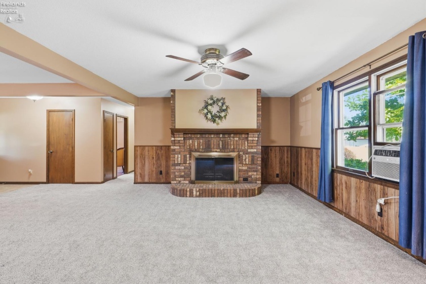 11835 River Lane Road, Oak Harbor, 43449, 3 Bedrooms Bedrooms, ,2 BathroomsBathrooms,Residential,For Sale,River Lane,20263423