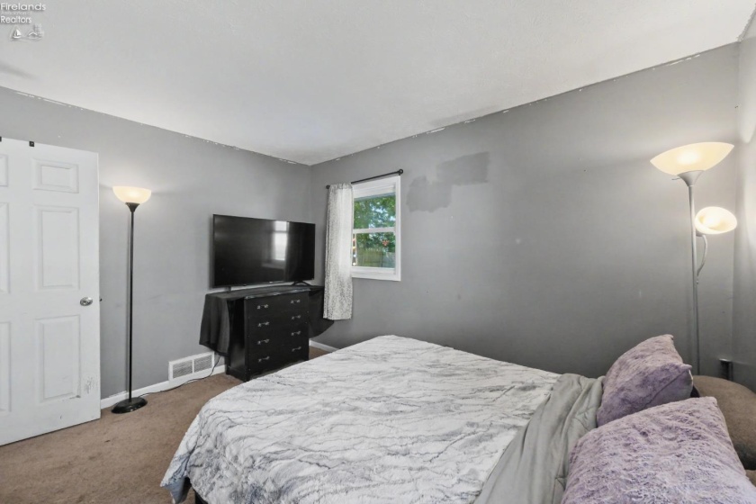 41 Grove Avenue, Norwalk, 44857, 3 Bedrooms Bedrooms, ,1 BathroomBathrooms,Residential,For Sale,Grove Avenue,20263436