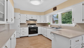 59 Shipherd, Oberlin, 44074, 3 Bedrooms Bedrooms, ,3 BathroomsBathrooms,Residential,For Sale,Shipherd,20263438