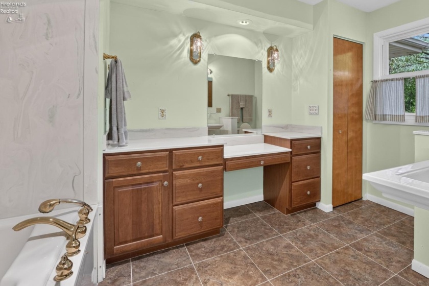 59 Shipherd, Oberlin, 44074, 3 Bedrooms Bedrooms, ,3 BathroomsBathrooms,Residential,For Sale,Shipherd,20263438