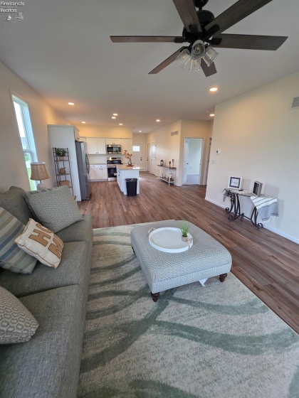 312 Ethan Drive, Fremont, 43420, 3 Bedrooms Bedrooms, ,2 BathroomsBathrooms,Residential,For Sale,Ethan Drive,20263403