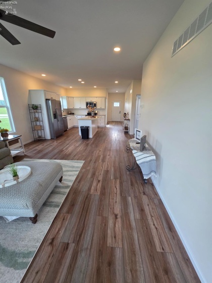 312 Ethan Drive, Fremont, 43420, 3 Bedrooms Bedrooms, ,2 BathroomsBathrooms,Residential,For Sale,Ethan Drive,20263403