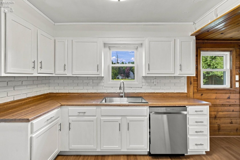 906 Duke, Mansfield, 44905, 4 Bedrooms Bedrooms, ,2 BathroomsBathrooms,Residential,For Sale,Duke,20263446