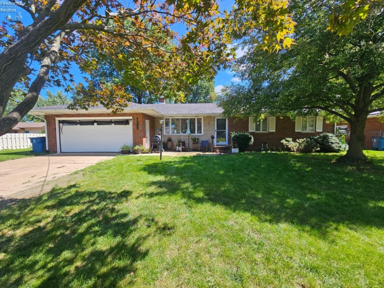811 Lee Avenue, Port Clinton, 43452, 3 Bedrooms Bedrooms, ,2 BathroomsBathrooms,Residential,For Sale,Lee,20263349