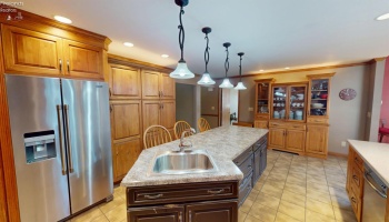 41 Adams Drive, Fremont, 43420, 4 Bedroom Bedrooms, ,4 BathroomBathrooms,Residential,For Sale,Adams,20263374
