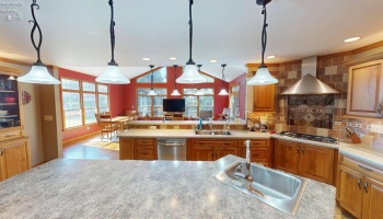 41 Adams Drive, Fremont, 43420, 4 Bedroom Bedrooms, ,4 BathroomBathrooms,Residential,For Sale,Adams,20263374