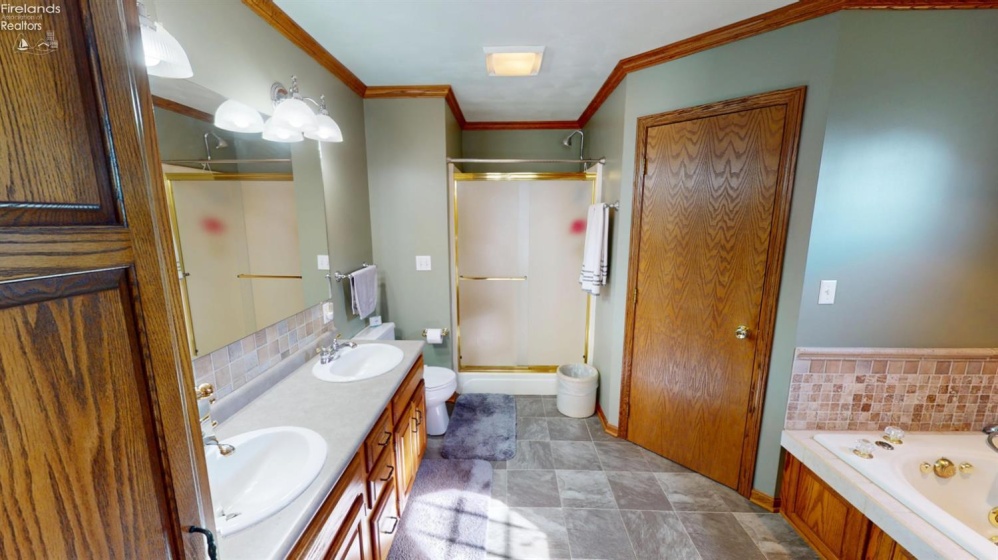 41 Adams Drive, Fremont, 43420, 4 Bedroom Bedrooms, ,4 BathroomBathrooms,Residential,For Sale,Adams,20263374