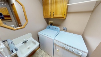 41 Adams Drive, Fremont, 43420, 4 Bedroom Bedrooms, ,4 BathroomBathrooms,Residential,For Sale,Adams,20263374
