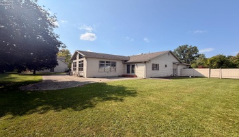41 Adams Drive, Fremont, 43420, 4 Bedroom Bedrooms, ,4 BathroomBathrooms,Residential,For Sale,Adams,20263374