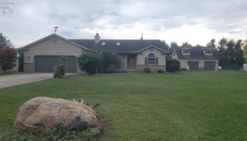 41 Adams Drive, Fremont, 43420, 4 Bedroom Bedrooms, ,4 BathroomBathrooms,Residential,For Sale,Adams,20263374